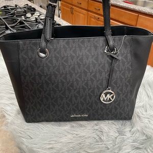 New Michael Kors Walsh Black and Gray Monogram Tote